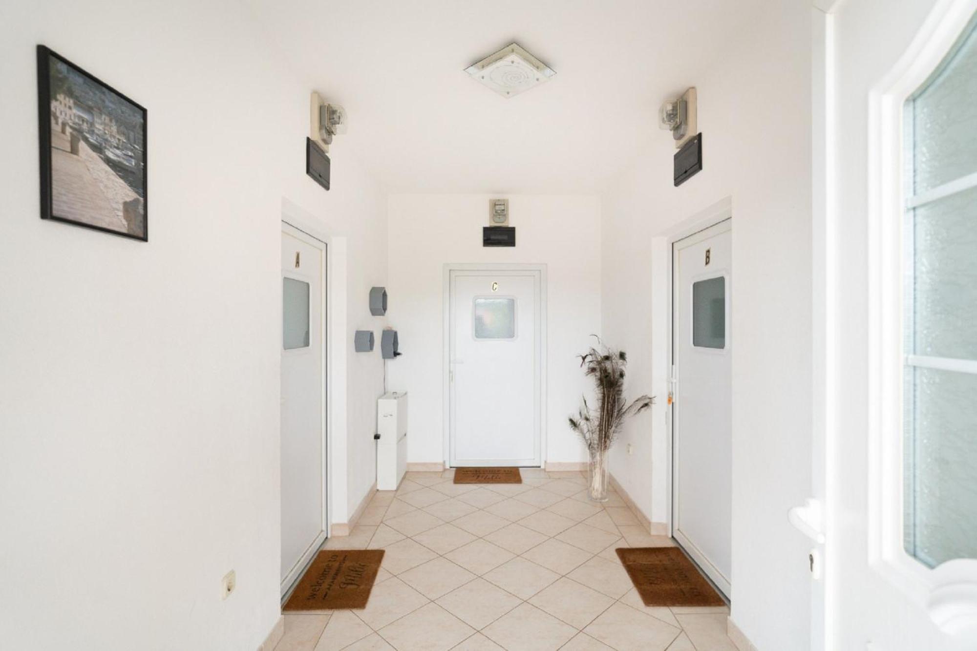 Apartments Milic Gornji Karin Chambre photo