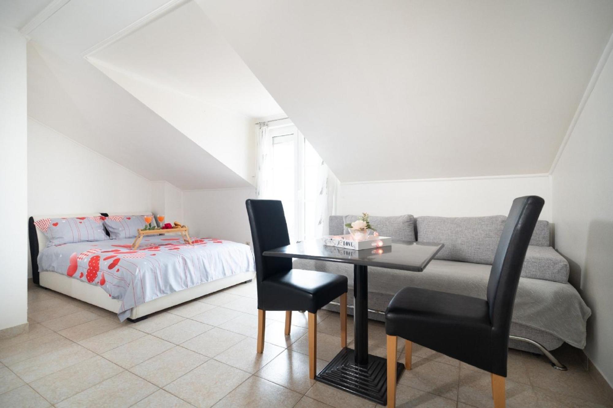 Apartments Milic Gornji Karin Chambre photo