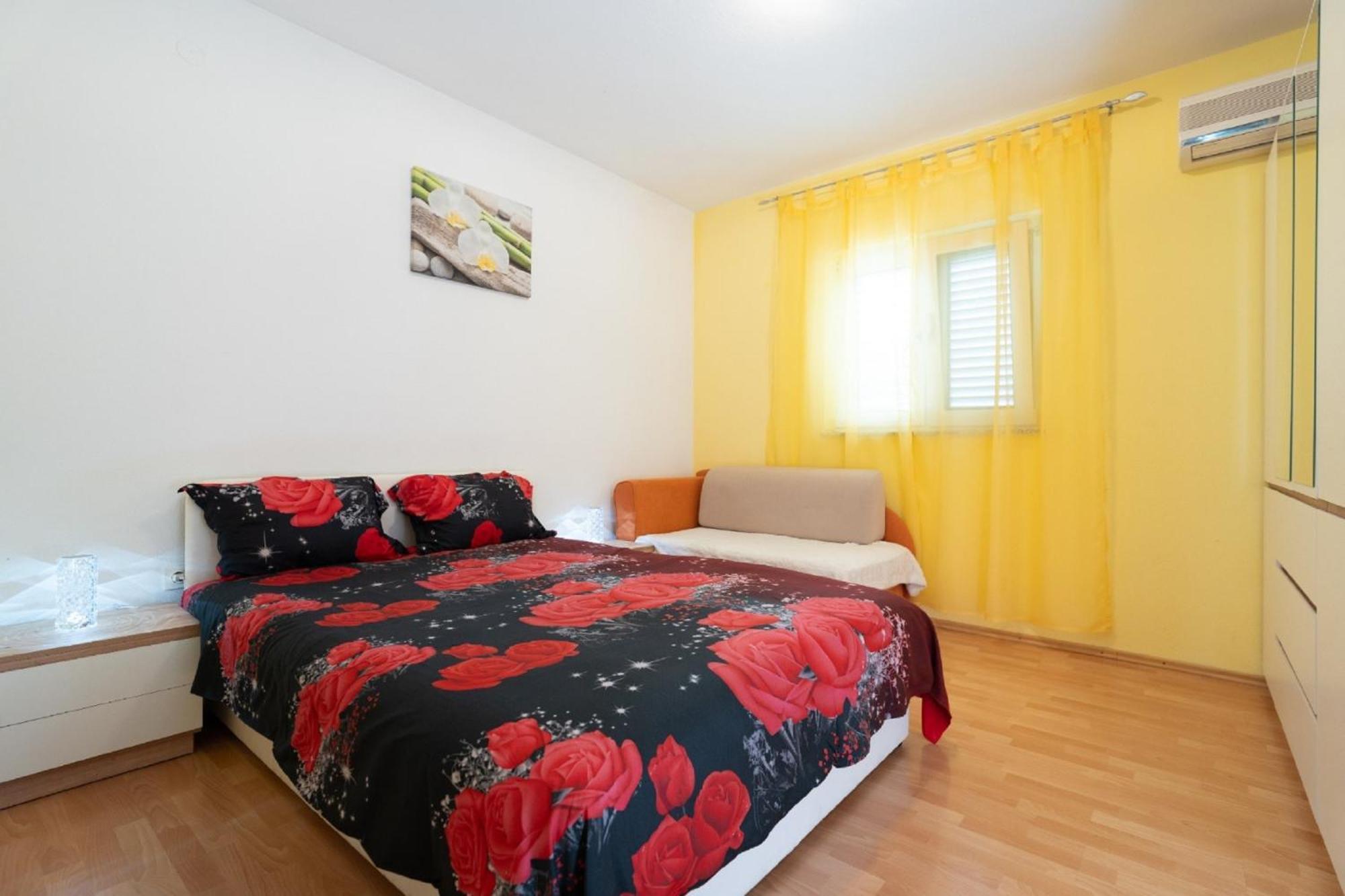 Apartments Milic Gornji Karin Extérieur photo