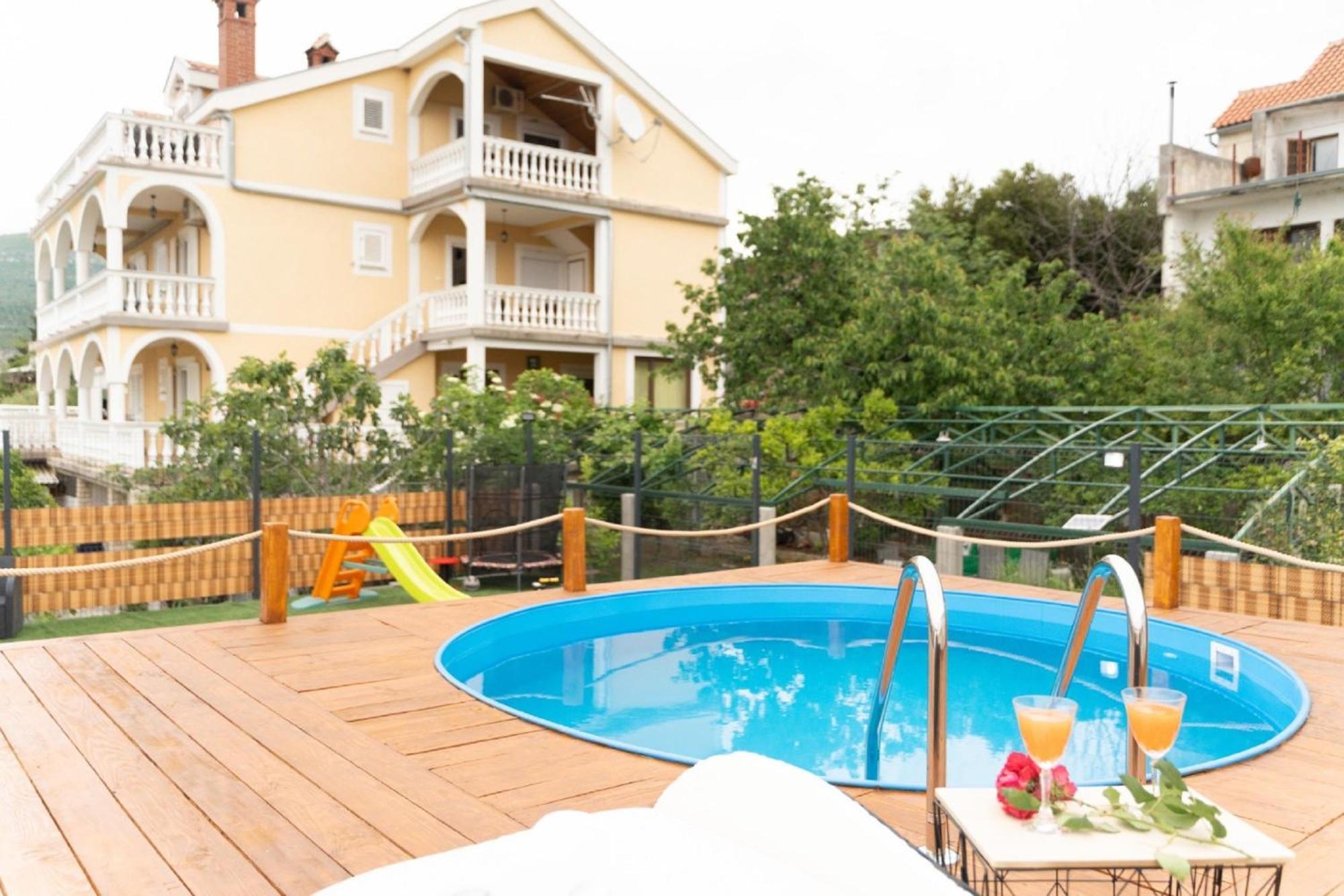 Apartments Milic Gornji Karin Extérieur photo