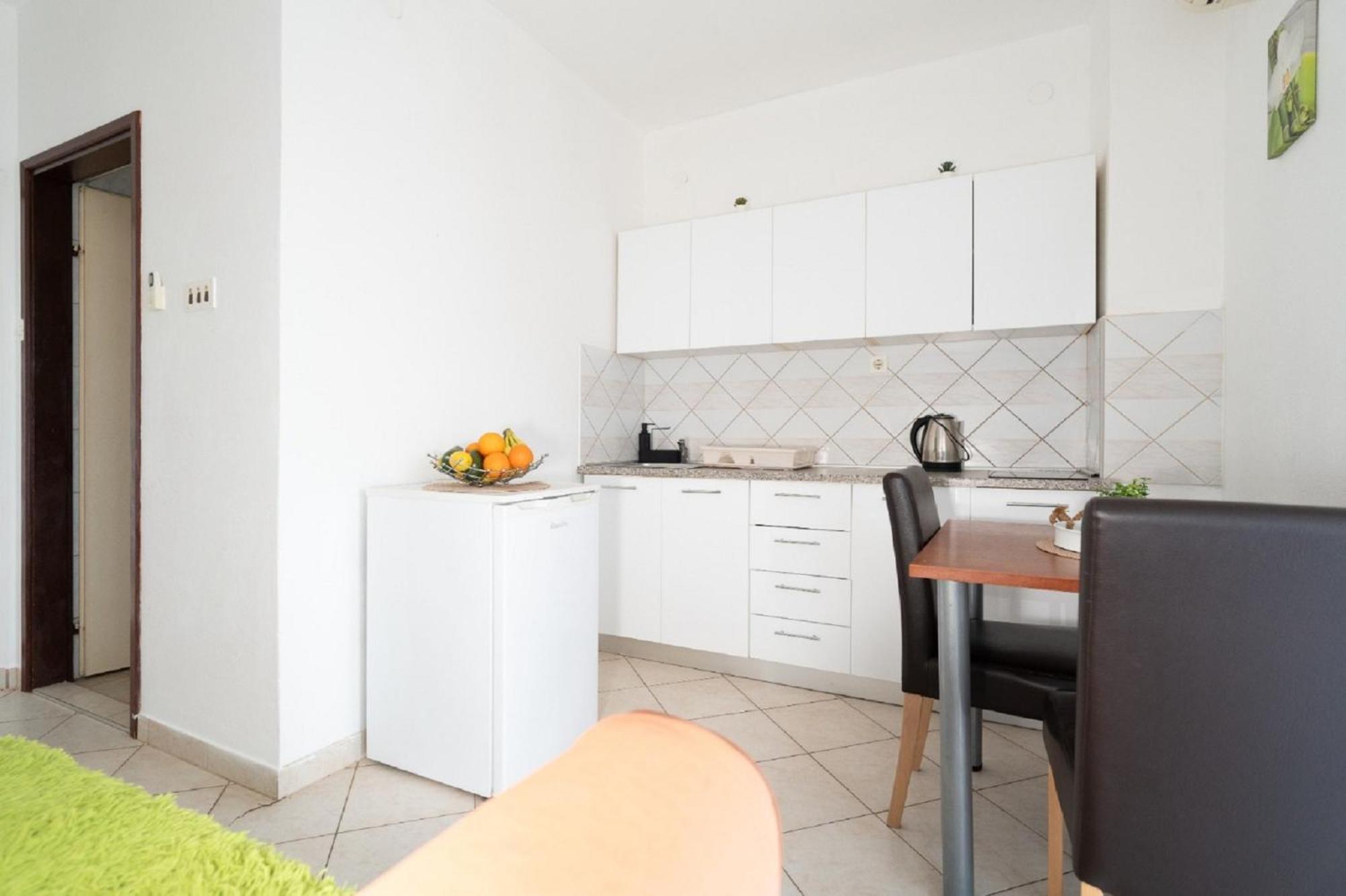 Apartments Milic Gornji Karin Extérieur photo